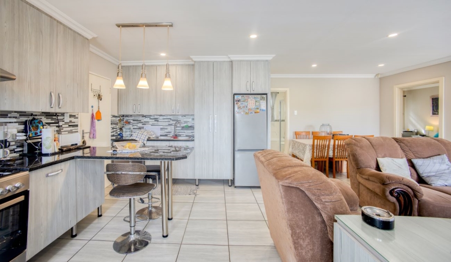 3 Bedroom Property for Sale in Nahoon Valley Park Eastern Cape